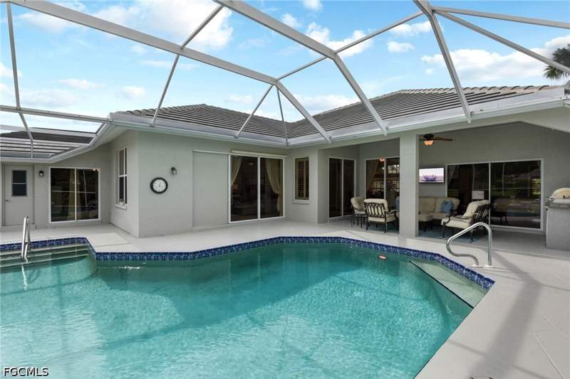 4 bedroom SingleFamilyResidence at 11865 Grand Isles Ln, Fairway Isles, Fort Myers — photo 2