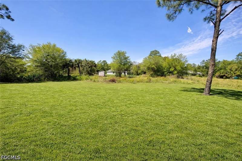 3 bedroom SingleFamilyResidence at 1203 Truman Ave, Lehigh Acres, Lehigh Acres — photo 2