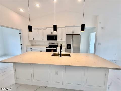 2600 26th St W, Lehigh Acres FL - photo 6 of 31