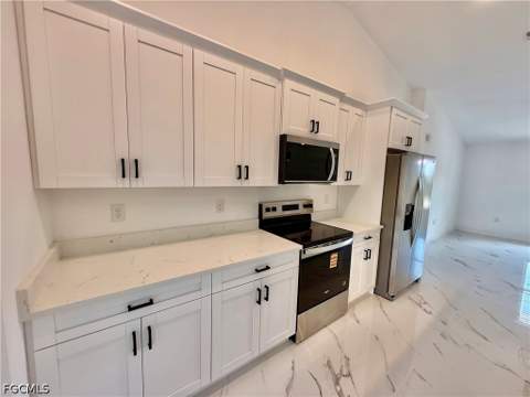 2600 26th St W, Lehigh Acres FL - photo 7 of 31