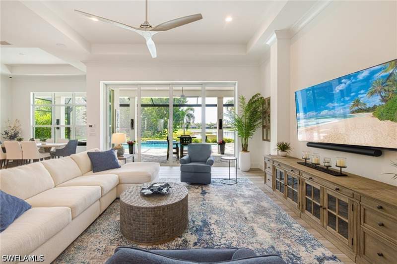 3 bedroom SingleFamilyResidence at 14244 Laguna Springs Ln, Crane Point, Naples — photo 4