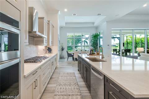 14244 Laguna Springs Ln, Naples FL - photo 8 of 49