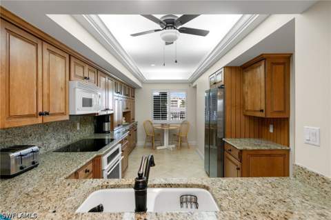 907 Panama Ct 303, Marco Island FL - photo 10 of 40