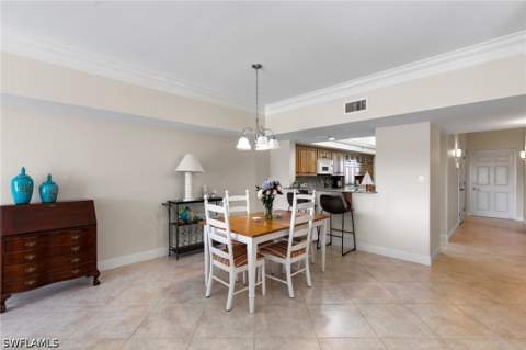 907 Panama Ct 303, Marco Island FL - photo 12 of 40