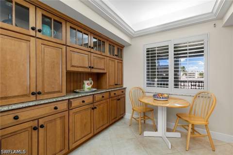 907 Panama Ct 303, Marco Island FL - photo 6 of 40