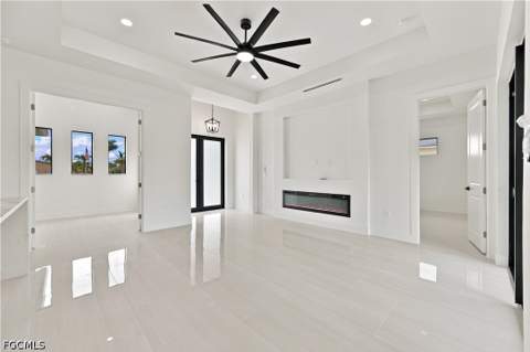 631 Foxchase Dr, Lehigh Acres FL - photo 7 of 31
