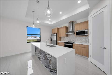 382 Pauline Ave, Lehigh Acres FL - photo 10 of 52