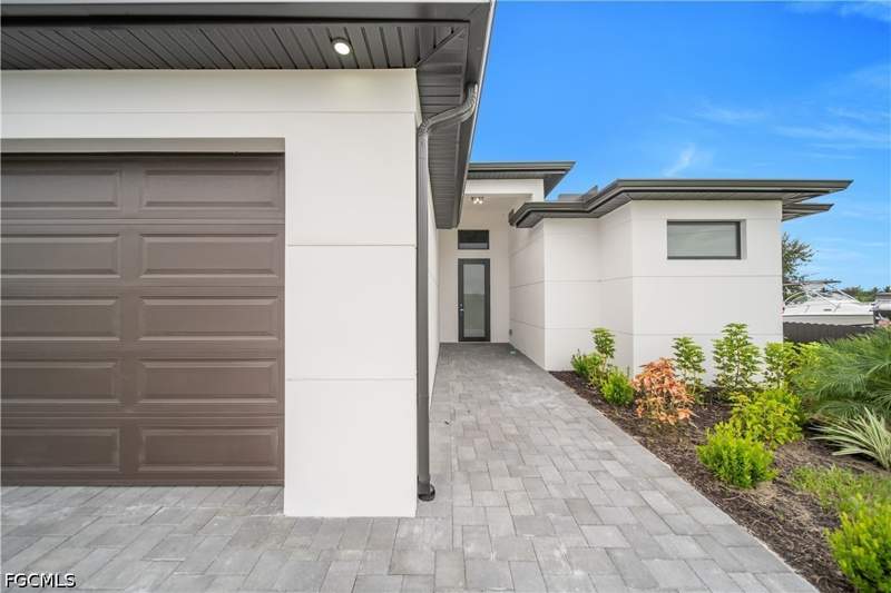 4 bedroom SingleFamilyResidence at 382 Pauline Ave, Lehigh Acres, Lehigh Acres — photo 4