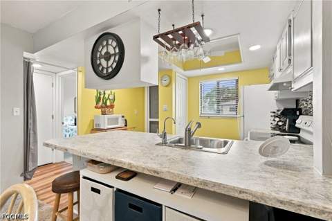 1240 Hall Rd 508, North Fort Myers FL - photo 6 of 31