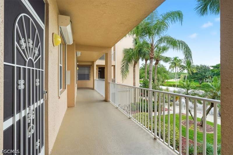 2 bedroom Condominium at 14061 Brant Point Cir 725, Terrace Vii, Fort Myers — photo 4