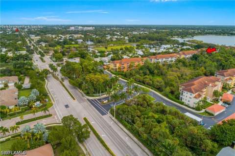 4450 Botanical Place Cir 406, Naples FL - photo 7 of 42