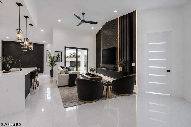 3 bedroom SingleFamilyResidence at 17420 Oriole Rd, San Carlos Park, Fort Myers — photo 3