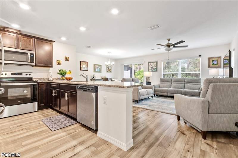 3 bedroom Townhouse at 15030 Caspian Tern Ct 104, Bayshore Commons, North Fort Myers — photo 4