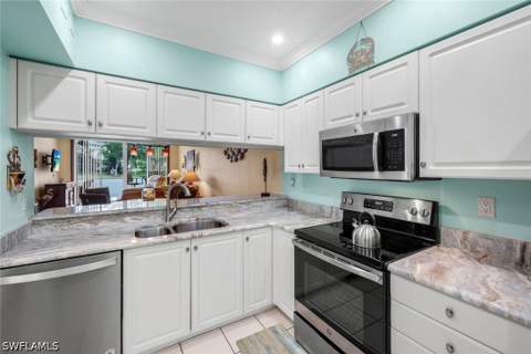 14901 Park Lake Dr 106, Fort Myers FL - photo 6 of 19