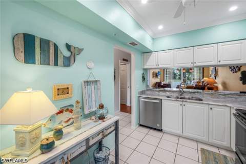 14901 Park Lake Dr 106, Fort Myers FL - photo 7 of 19