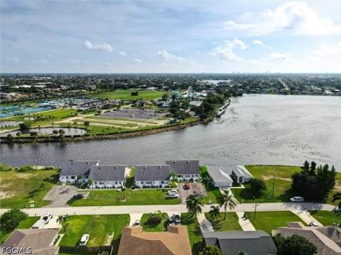 707 SW 3rd Ct 103, Cape Coral FL - photo 23 of 64
