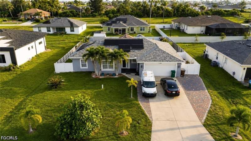 3 bedroom SingleFamilyResidence at 2224 NW 1st Pl, Cape Coral, Cape Coral — photo 3