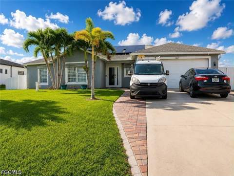 2224 NW 1st Pl, Cape Coral FL - photo 6 of 41