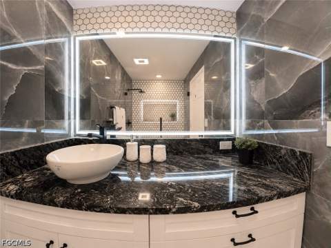2224 NW 1st Pl, Cape Coral FL - photo 9 of 41