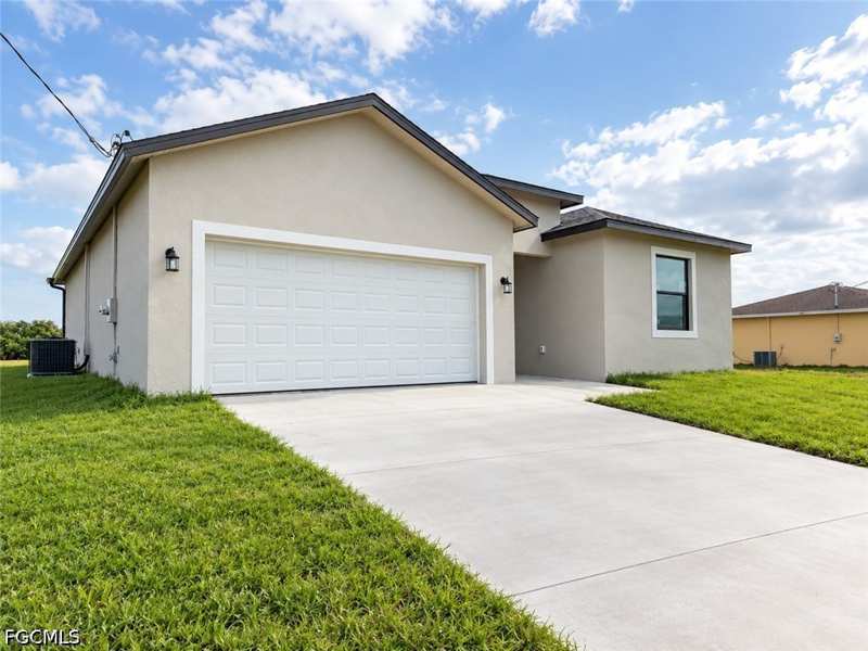 2 bedroom SingleFamilyResidence at 8003 Marsh Cir, Labelle, Labelle — photo 1