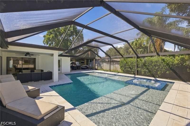 3 bedroom SingleFamilyResidence at 1455 Claret Ct, Whiskey Creek, Fort Myers — photo 4