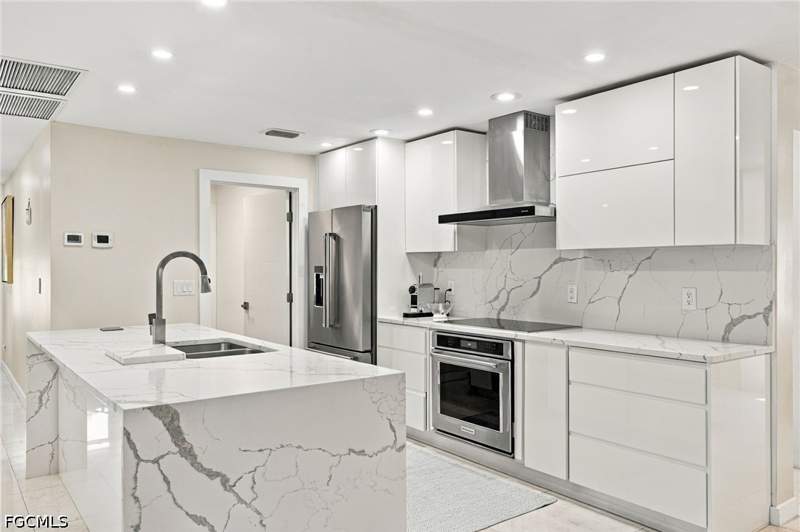3 bedroom SingleFamilyResidence at 1455 Claret Ct, Whiskey Creek, Fort Myers — photo 5