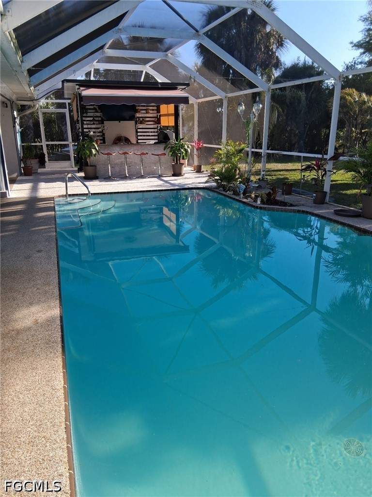 3 bedroom SingleFamilyResidence at 401 Hibiscus Ave, Lehigh Acres, Lehigh Acres — photo 3