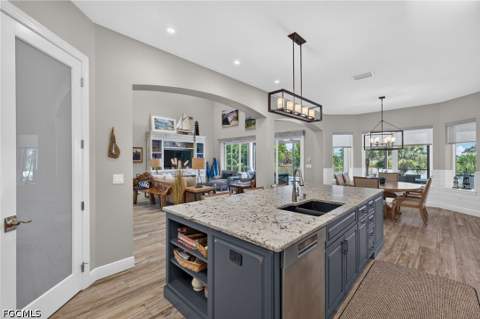 9066 Mockingbird Dr, Sanibel FL - photo 12 of 50