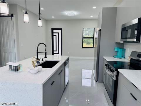 54 Floyd Ave S, Lehigh Acres FL - photo 9 of 16