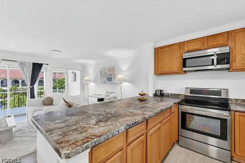 6102 Whiskey Creek Dr 203, Fort Myers FL - photo 10 of 43