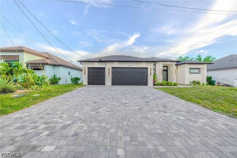 4 bedroom SingleFamilyResidence at 920 SE 5th Ter, Cape Coral, Cape Coral — photo 1