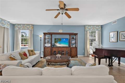 1121 Van Loon Commons Cir 205, Cape Coral FL - photo 6 of 35