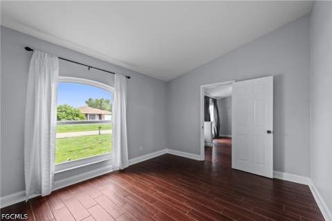 1330 NE 33rd Ln, Cape Coral FL - photo 10 of 36