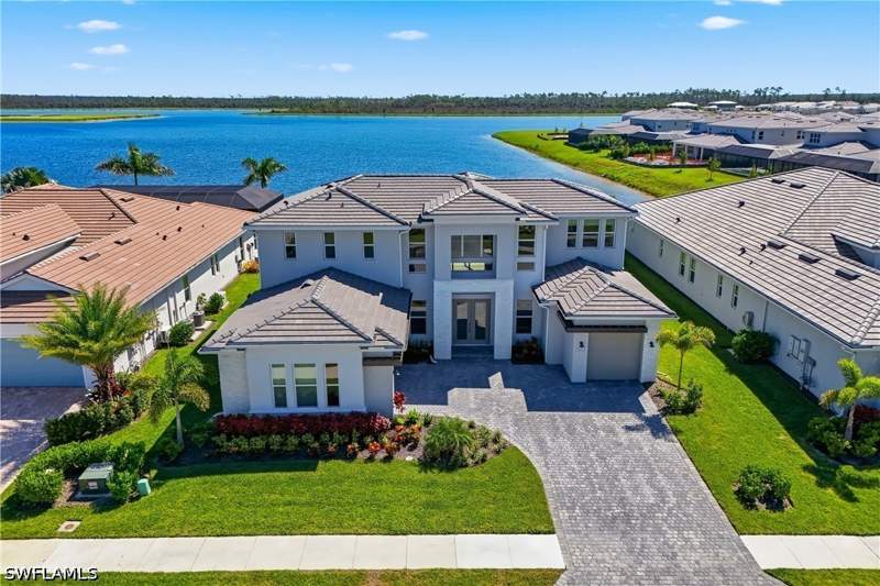 4 bedroom SingleFamilyResidence at 9175 Wisteria Way, Seven Shores, Naples — photo 3