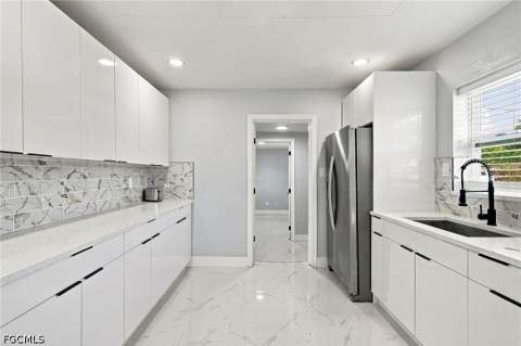 380 New York Dr, Fort Myers FL - photo 7 of 23