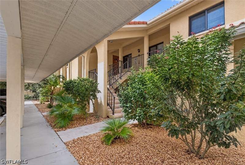 2 bedroom Condominium at 9820 Citadel Ln 202, Citadel West, Bonita Springs — photo 3