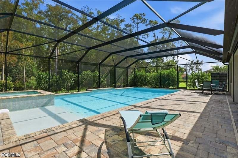 3 bedroom SingleFamilyResidence at 11012 Castlereagh St, Bridgetown, Fort Myers — photo 2