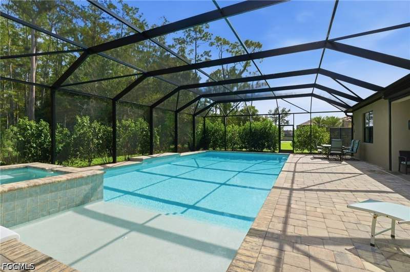 3 bedroom SingleFamilyResidence at 11012 Castlereagh St, Bridgetown, Fort Myers — photo 3