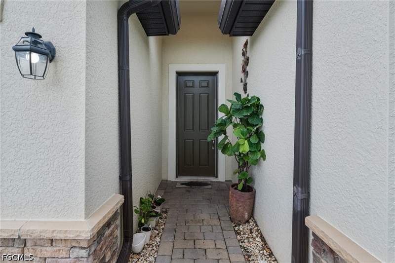 4 bedroom SingleFamilyResidence at 14378 Vindel Cir, Portico, Fort Myers — photo 5