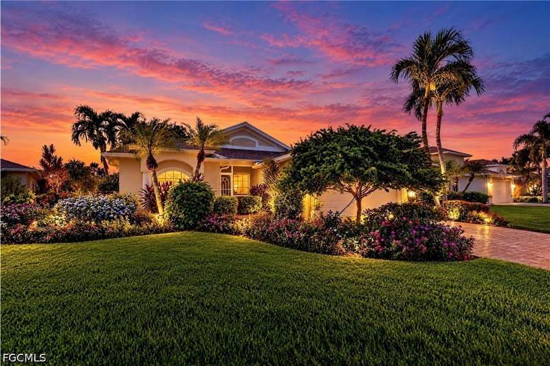 2 bedroom SingleFamilyResidence at 14193 Grosse Point Ln, Heritage Cove I, Fort Myers — photo 5