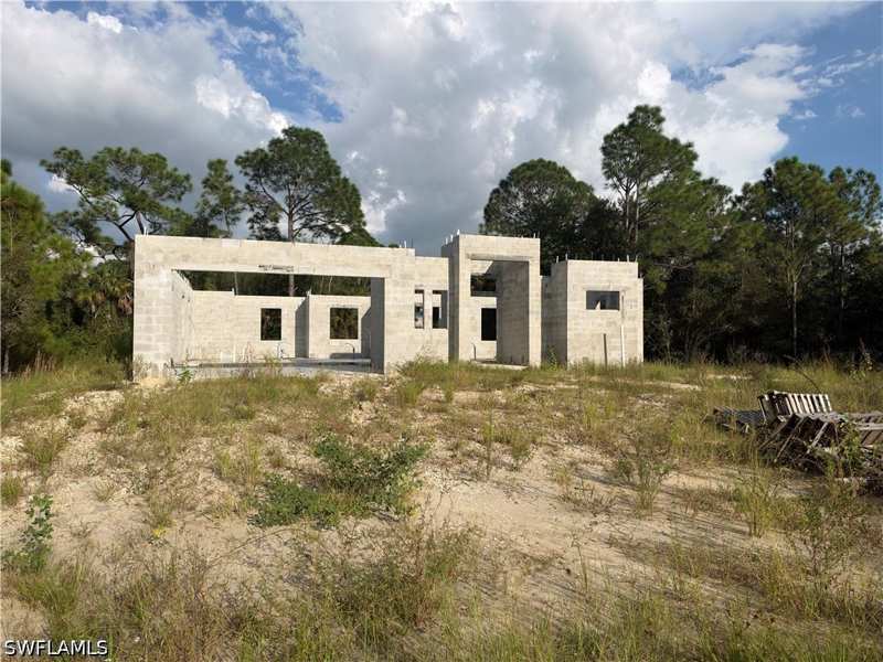3 bedroom SingleFamilyResidence at 515 Edward Hall Ave S, Lehigh Acres, Lehigh Acres — photo 1