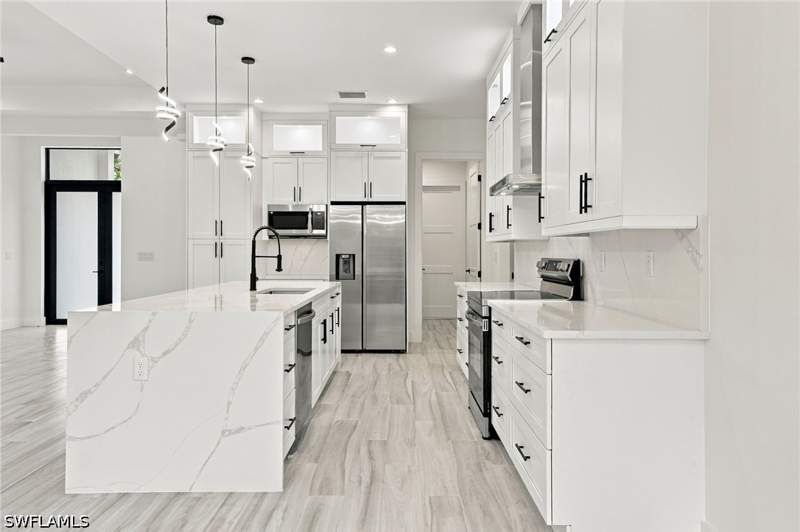 3 bedroom SingleFamilyResidence at 3582 35th Ave NE, Golden Gate Estates, Naples — photo 4