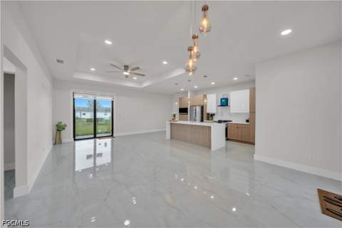 1909 NE 19th Pl, Cape Coral FL - photo 18 of 37