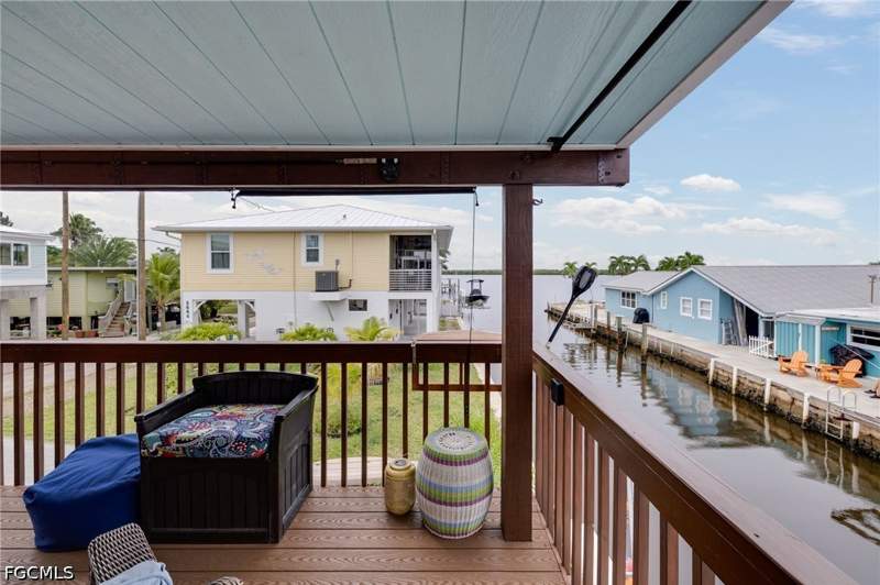 1 bedroom SingleFamilyResidence at 2644 Cajuput St, Gearys Addn To Matlacha, Matlacha — photo 5