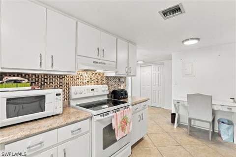 1930 Gulf Shore Blvd N B302, Naples FL - photo 14 of 35