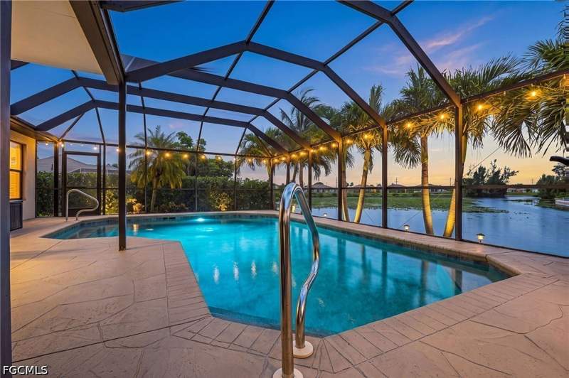 3 bedroom SingleFamilyResidence at 3038 SW 10th Pl, Cape Coral, Cape Coral — photo 2