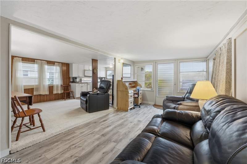 2 bedroom ManufacturedHome at 9292 Duke Rd, Imperial Harbor, Bonita Springs — photo 4