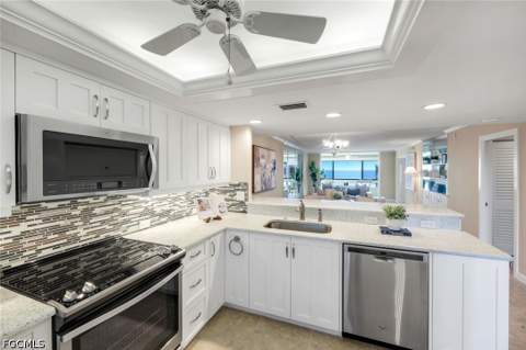2777 W Gulf Dr 309, Sanibel FL - photo 12 of 41