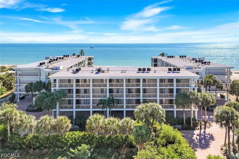2 bedroom Condominium at 2777 W Gulf Dr 309, Nutmeg Village, Sanibel — photo 2