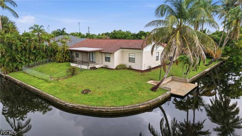 3 bedroom SingleFamilyResidence at 4204 SW 3rd Ave, Cape Coral, Cape Coral — photo 1